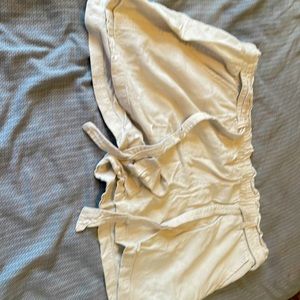 I have these short for sell they are made my April kiss the size is an XL